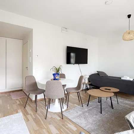 Mall Of Tripla Apartments By Come In!-3